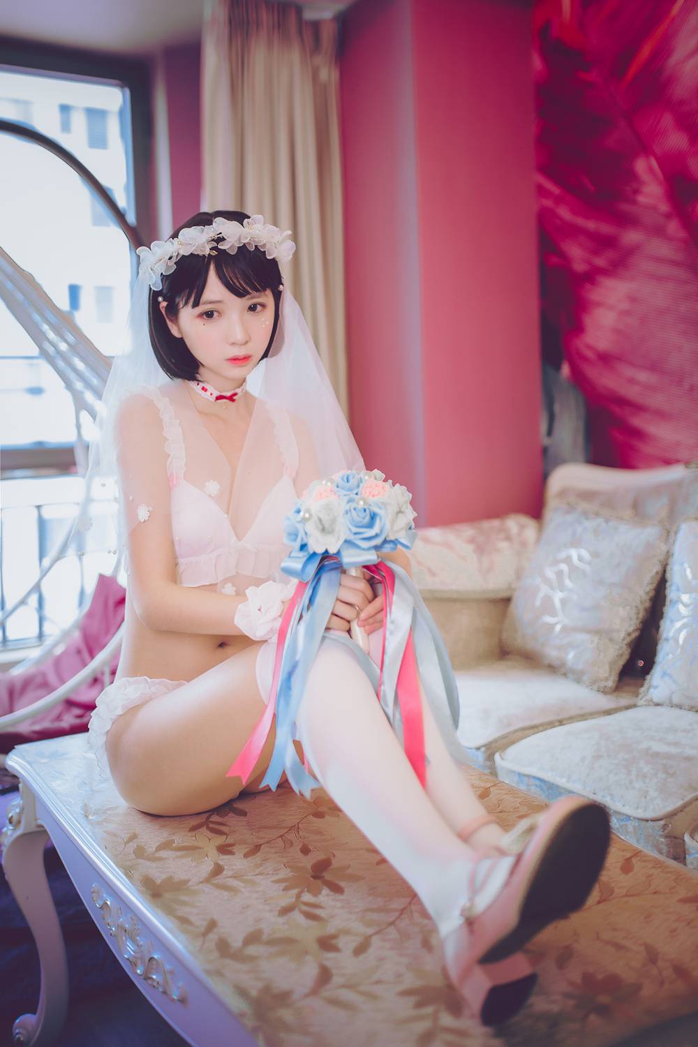 网荭Coser@疯猫ss 梦中的婚礼 在现浏览第1张