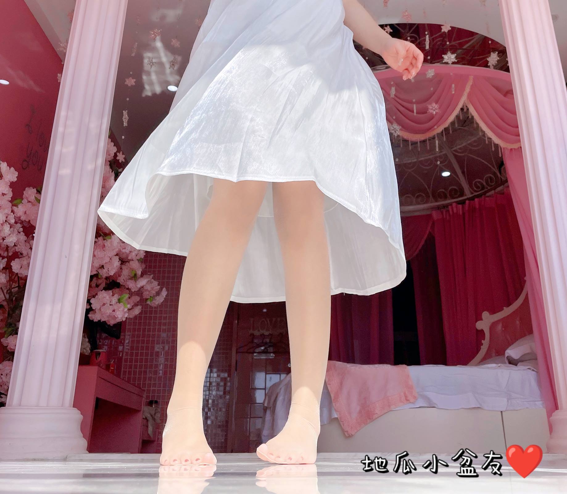 网紅Coser@地瓜小朋友 -肉丝清纯又惑[18P]第2张