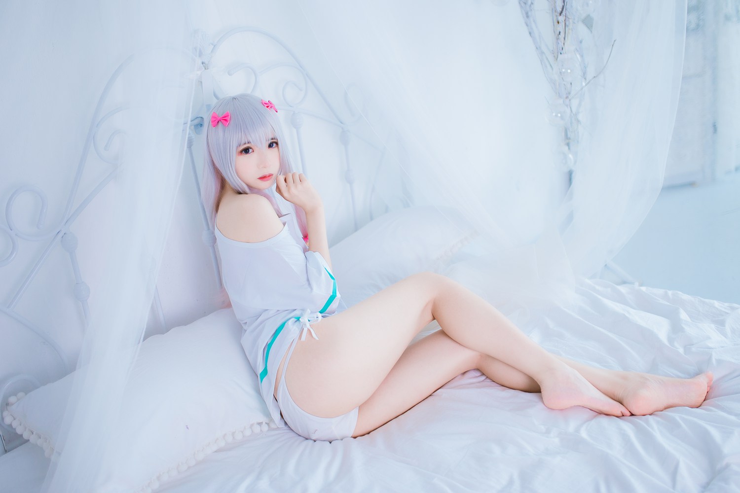 网荭Coser@疯猫ss 纱雾 在现浏览第1张