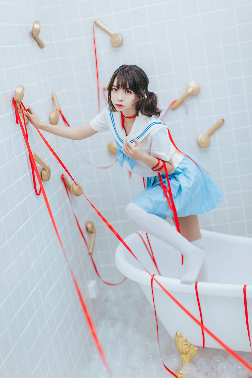 网荭Coser@疯猫ss 浴室JK 在现浏览第1张