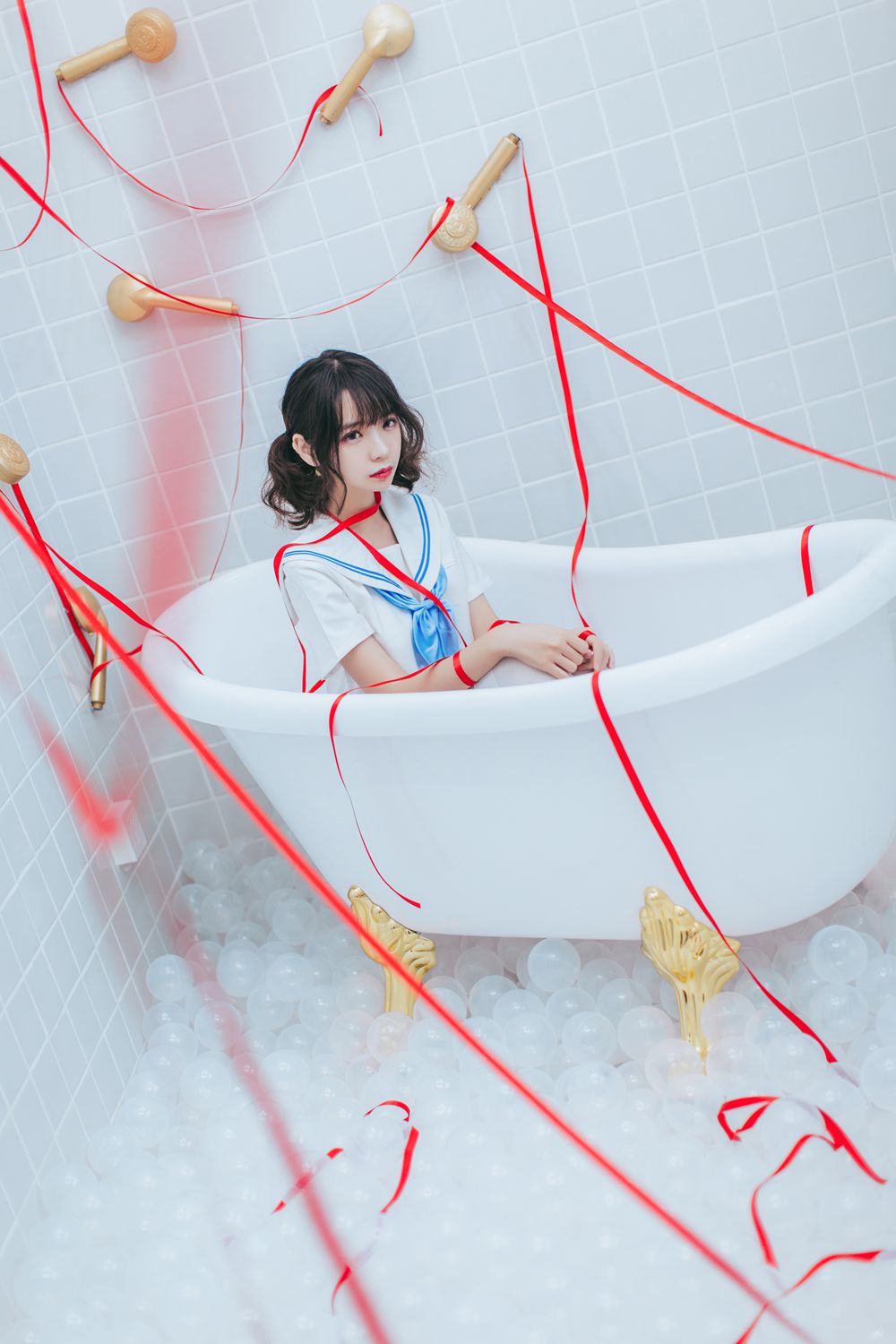 网荭Coser@疯猫ss 浴室JK 在现浏览第3张