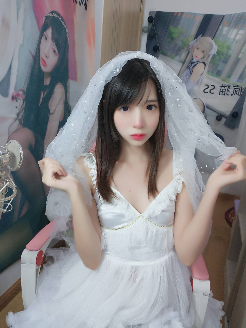 网荭Coser@疯猫ss 直播自拍 在现浏览第6张