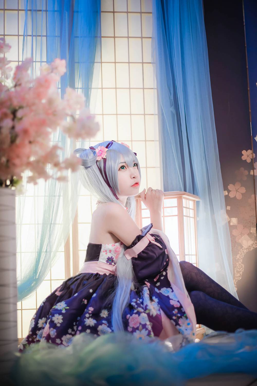 网荭Coser@二佐Nisa 双马尾 在现浏览第1张